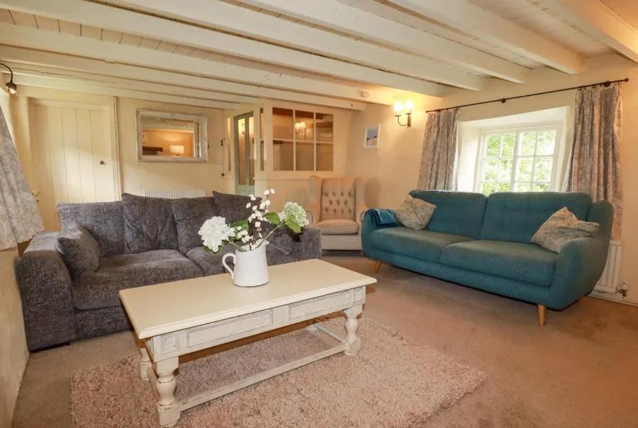 Meadowside Cottage, Characterful Grade 2 Listed Cottage Near To Wadebridge And Padstow 外观 照片