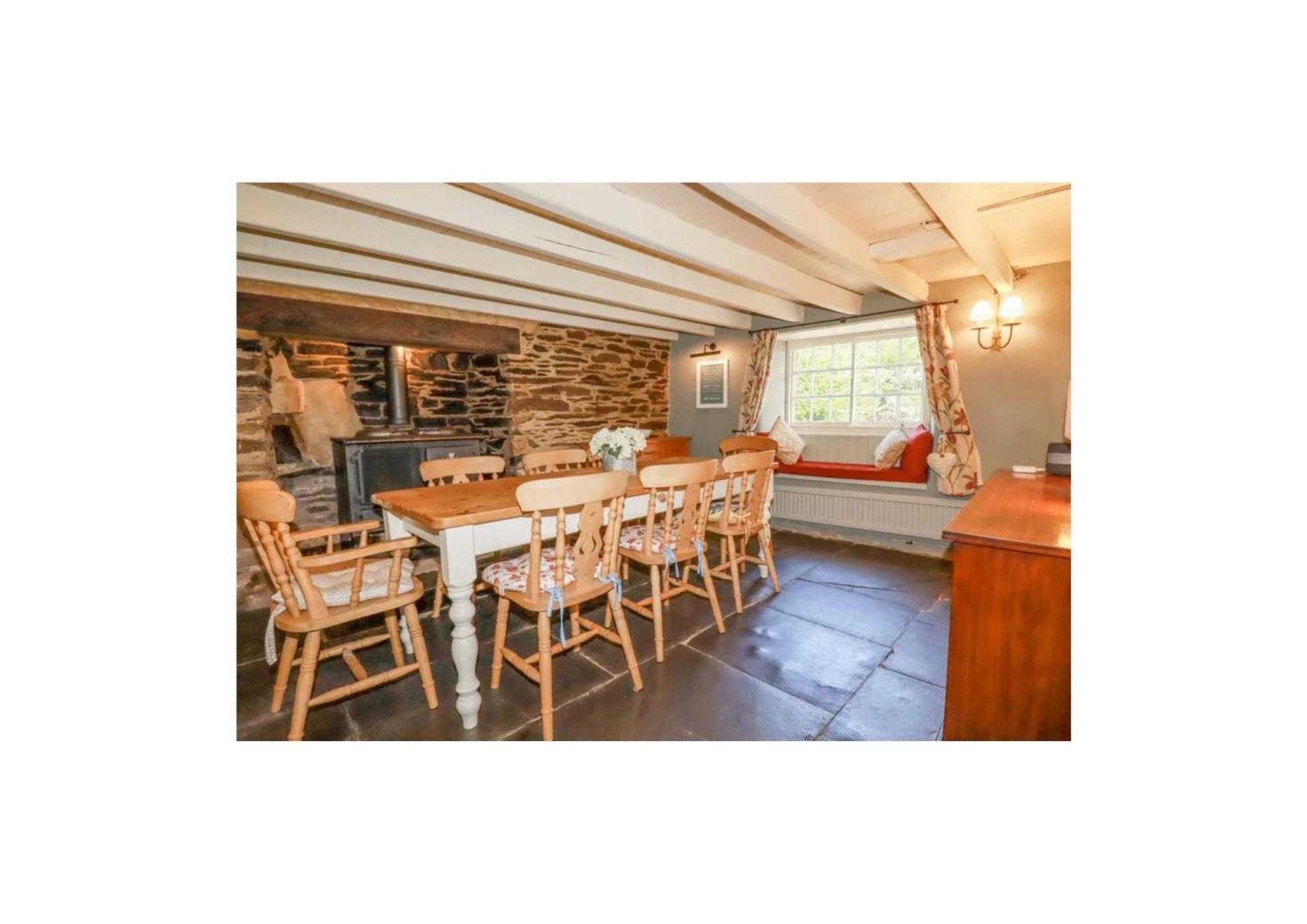 Meadowside Cottage, Characterful Grade 2 Listed Cottage Near To Wadebridge And Padstow 外观 照片
