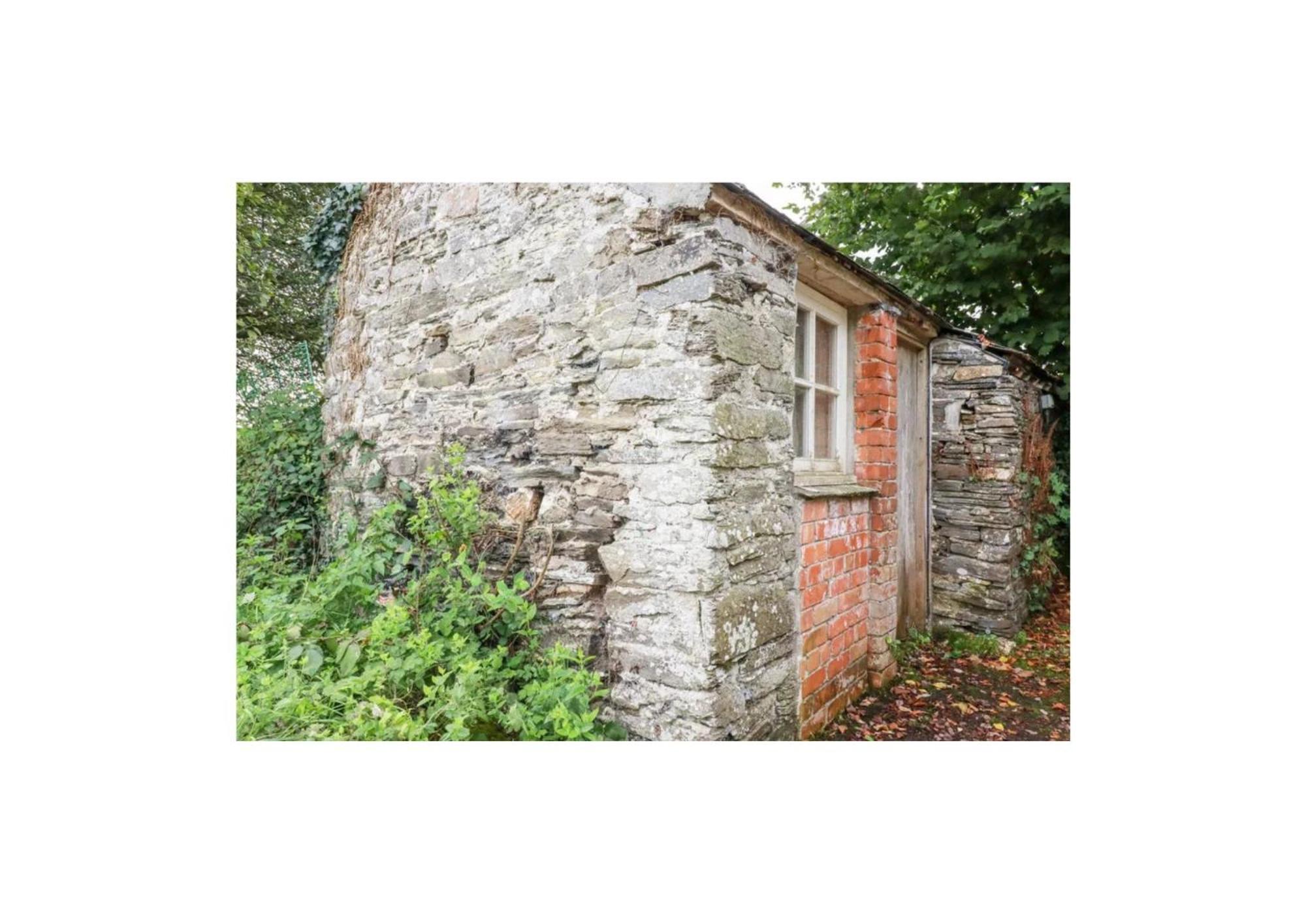 Meadowside Cottage, Characterful Grade 2 Listed Cottage Near To Wadebridge And Padstow 外观 照片